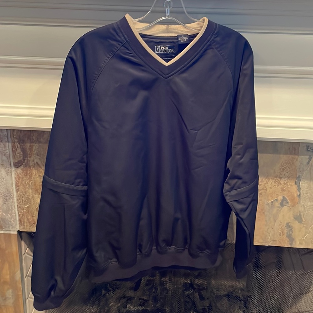 PGA TOUR Men's Small Black V-Neck Golf Pullover. Water Resistant Windbreaker.